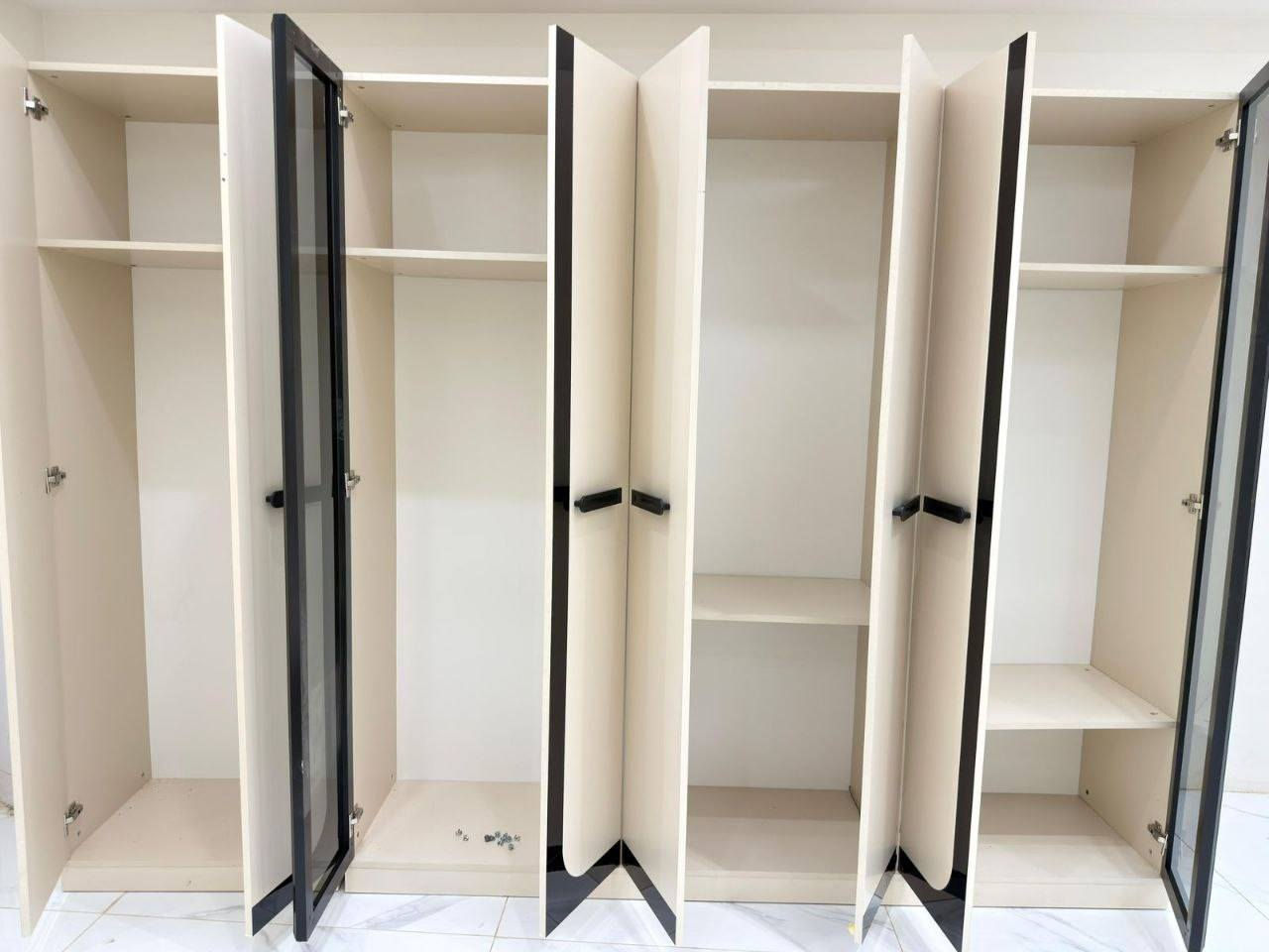 تٌحًيَهّ طِيَبًهّ زبائننا الكرام 
جديدنا 🔥🔥🔥
وصلت غرف نوم تركي مودرن
مواصفات عاليه
سعر رمزي
*تم بعون الله وصول موديل*        
*♦️♦️♦️فيروزه     بلاص ♦️♦️♦️*

*❇️ 7قطع          كنتور وملحق*
*❇️ سرير مخزن*
*❇️ ميز تواليت ضخم* 
*❇️ إناره بالكومديات*
*❇️ شغل ممتاز وأصلي* 
*❇️انار في ميز تواليت*
*❇️انارة في كنتور •  
الطلب والاستفسار مراسله الصفحه 
متوفر خدمه توصيل لكل المحافظات 🇮🇶


**إذا كنت صاحب هذا الإعلان وتريد حذفه لأي سبب، رجاءا أرسل رسالة إلى الدعم الفني**