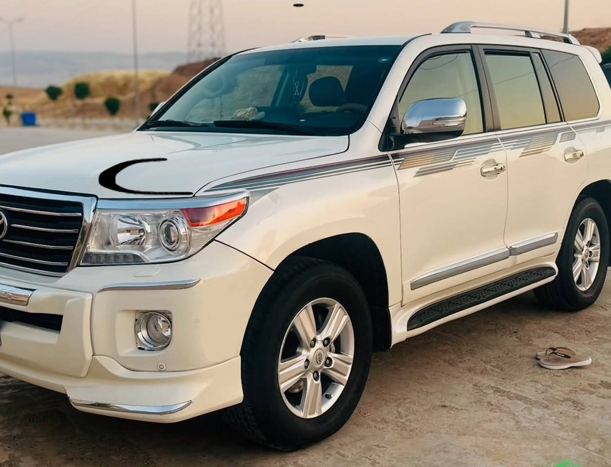 السلام عليكم. خير الكلام ماقل ودل
لاندكروز 14 بريم فول الفول. فقط الامئشر بالأسود بارد. باب السكن مبدل بلادي شاشة لكزز تخم تاير جديد ويل كروم جديد بلادي حدادية جديدة سيارة كلش جديدة. رقم اربيل بسمي رقم شبه مميز. بيع مستعجل وماراح تلكه بهذا السعر. 325 اتصال ***********
