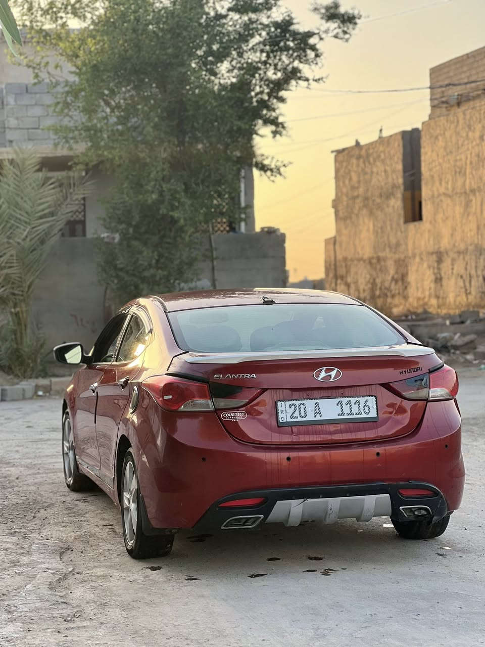 النترا 2012 وارد أمريكي بدون ضرر كما موضحه ب سونار نقص تبريد فقط السعر 107 وبيه مجال العنوان الخالص 
***********
