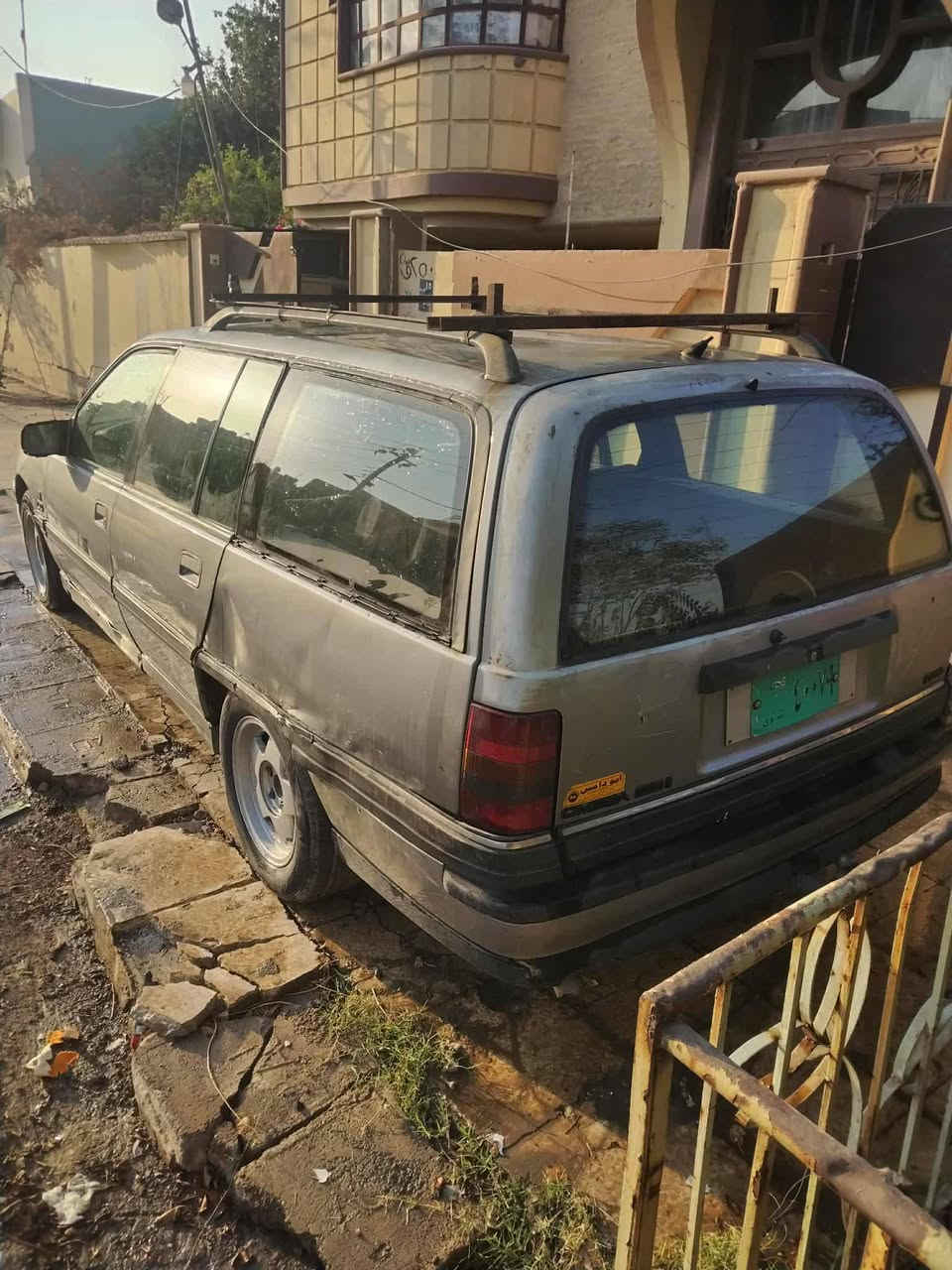 للبيع اوميكا
مكينه 26 كير عادي كابون بانزين شرط التحويل
السعر11وبيها مجال
 ‏‪***********‬‏
