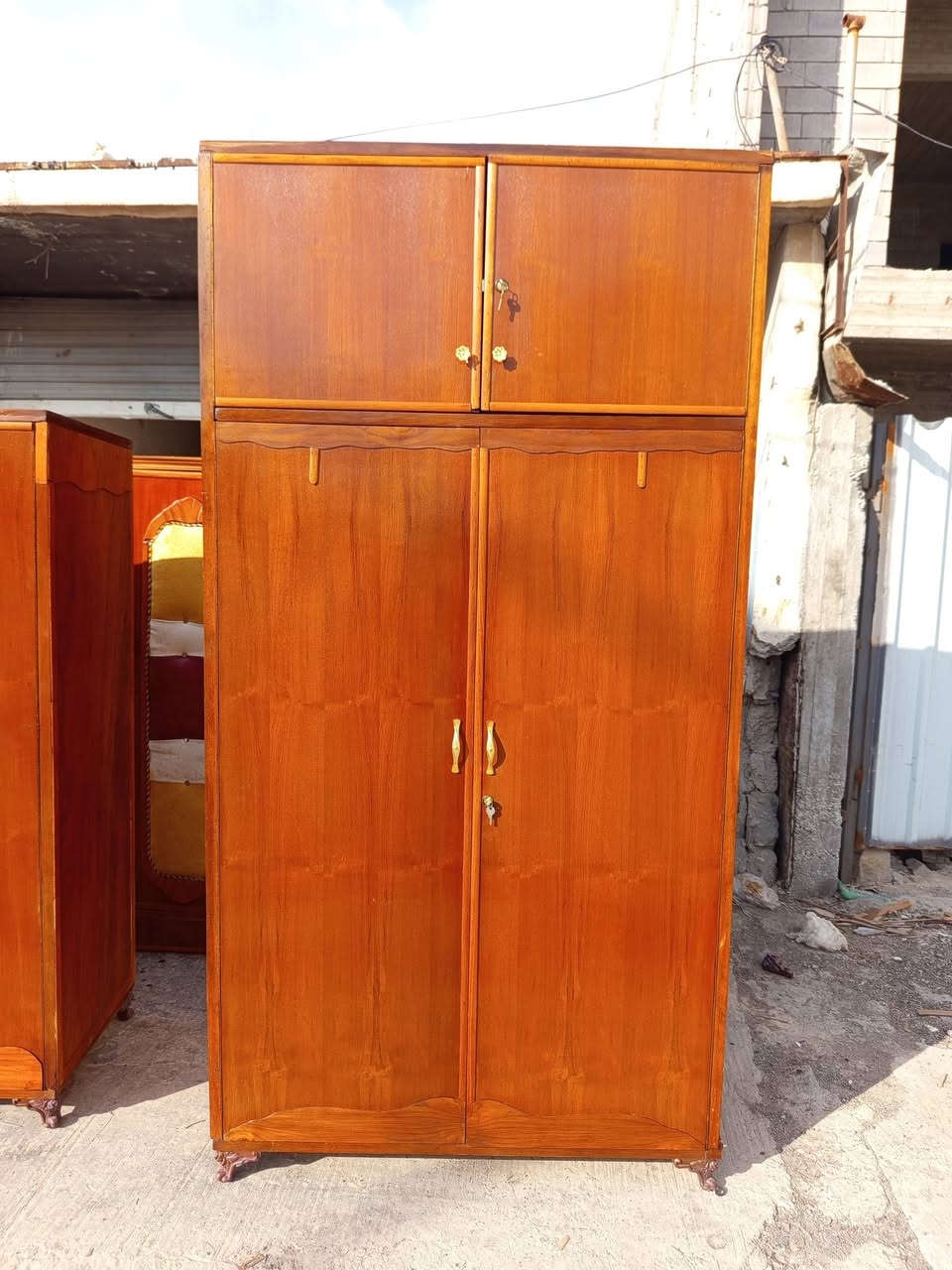 تخت نفرين شرط شرط النظافه شغل ثقيل حيل سعرها ١٢٥ الف
قنصور بابين ملحق شرط شرط النظافه شغل ثقيل سعرها ٩٠ الف
رفاعي يم طرشي الشفاء ***********
