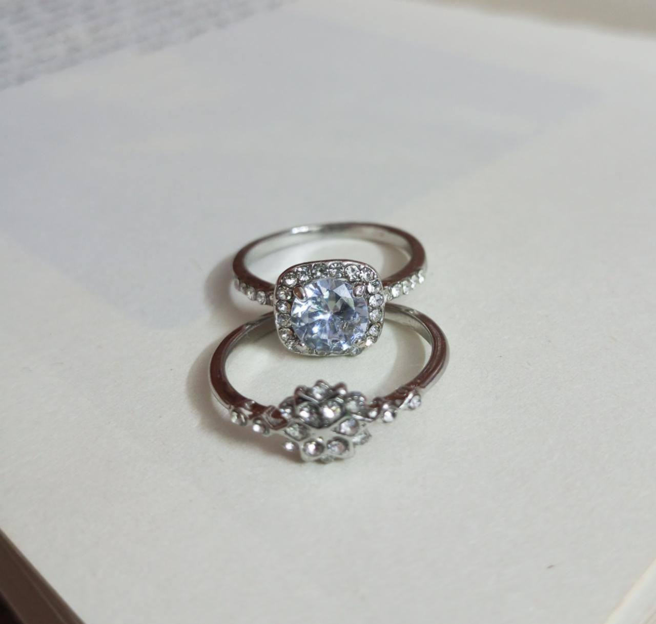 متوفر بوكس إكسسوارات متنوع
يحتوي على 130قطعة
💰 السعر: 50,000 الف فقط
المحتويات:
💍 محابس
📿 قلايد
🖐️ أساور
✨ تراجي وإكسسوارات متنوعة
مناسب لفتح مشروع أو البيع أونلاين 🤍
📩 للحجز والاستفسار مراسلتنا خاص


**إذا كنت صاحب هذا الإعلان وتريد حذفه لأي سبب، رجاءا أرسل رسالة إلى الدعم الفني**