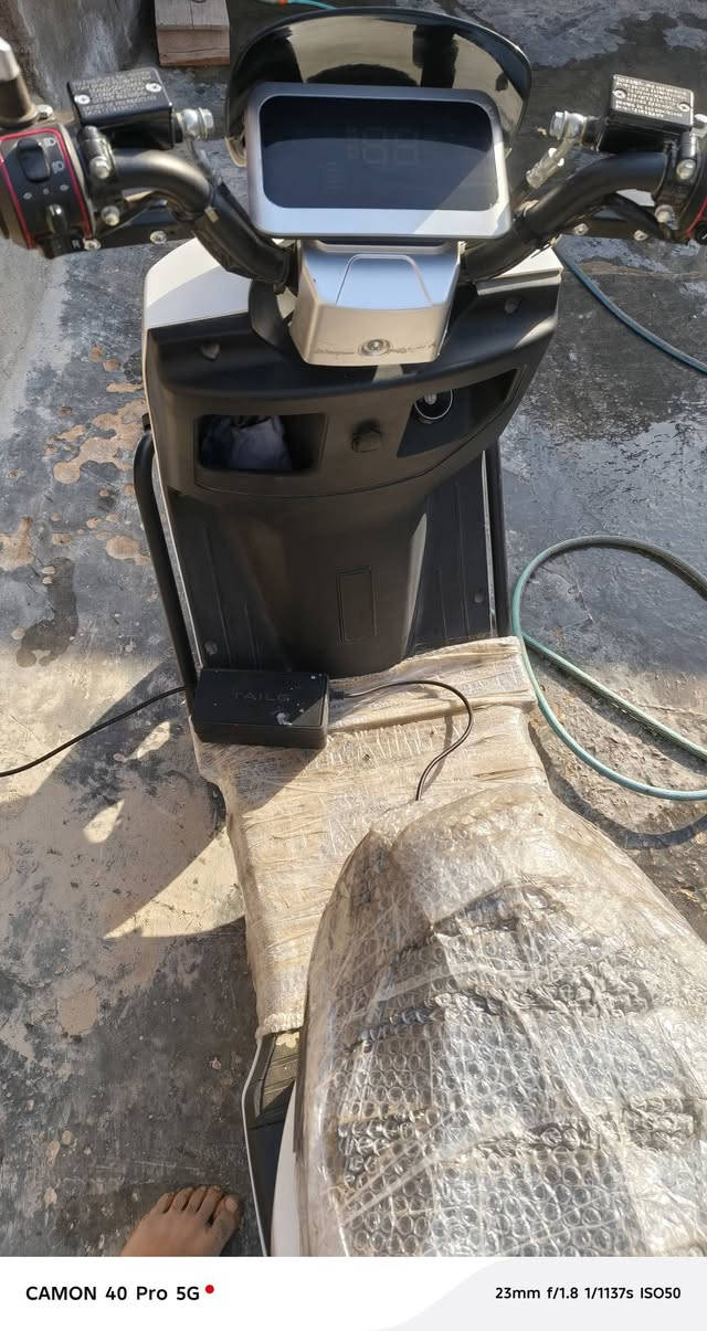 سلام عليكم دراجه شحن للبيع جديده زلغ ما بيهه بغداد مدينت الصدر السعر (850) *********** شراي يتصل فقط
