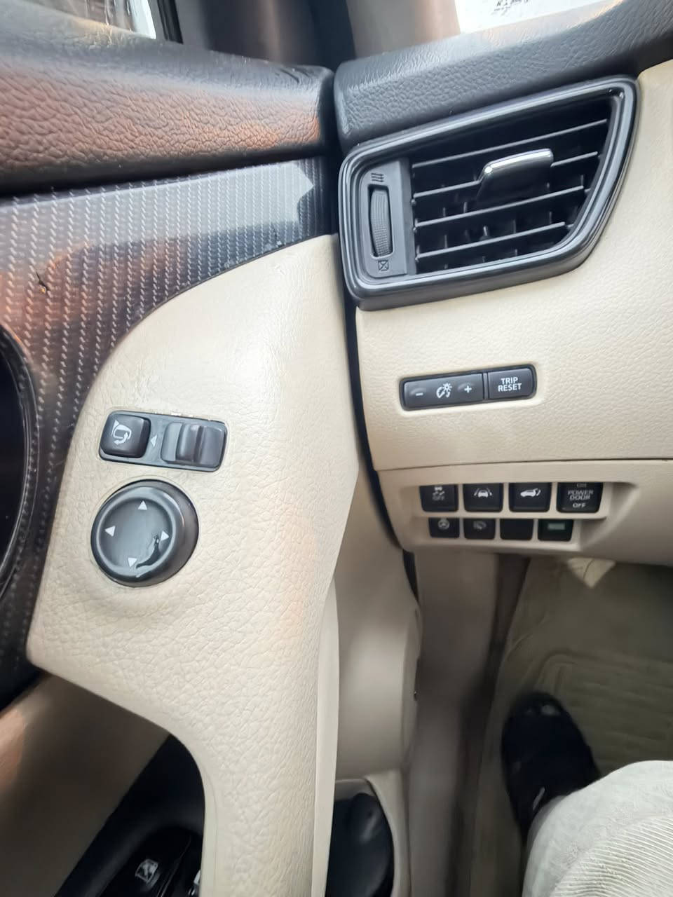 السلام عليكم
اخوان

نيسان اكسترال

خليجي فول موصفات مكفوله

بنورما

خمس كامرات

جنطه كهرباء

خمس بصمات

مريً شفط

رادارات

نضام ايكو

تو ويل فور ويل

كشنات تدفئه

مانع انزلاق

هندبريك بصمه 

اوتو هولد

ماشيه 160 كيلو متر بيها هواي موصفات

السعر 170 بيها مجال

*********** زيد الجبوري
