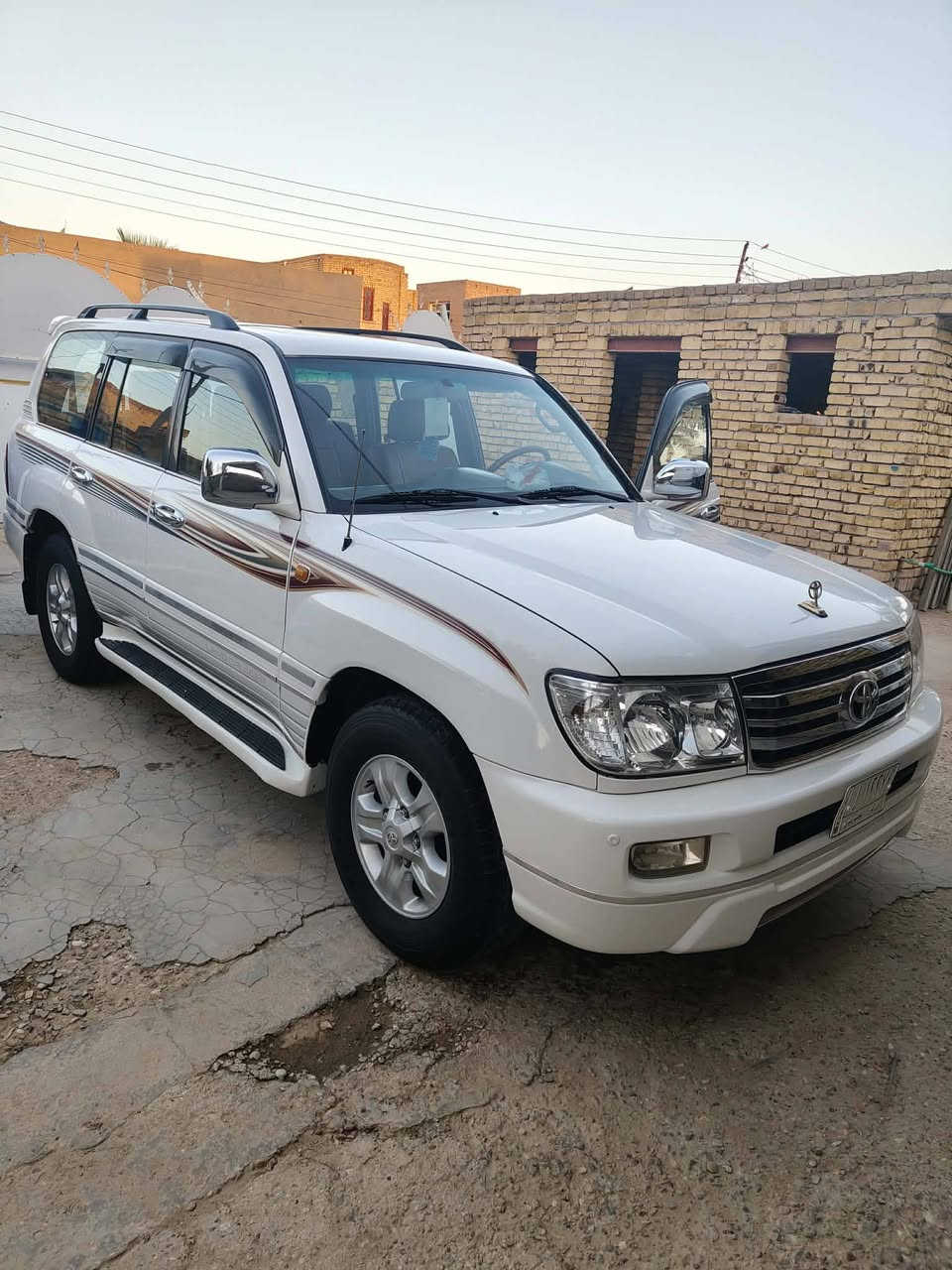 ٢٠٠٧ اصل مكفولة مكلف بالنشر صاحب السيارة***********
