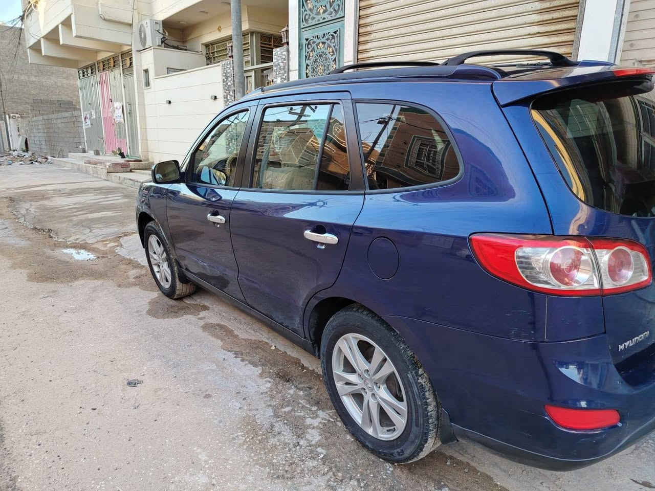 سلام عليكم
سنتافي ٢٠١٠ محرك ٦ سلندر مكفوله السيارة كفاله عامة 
رقم بغداد مكينة وكير وحدادية مكفولات مكاني كربلاء 
مكاني كربلاء للأتصال ***********
