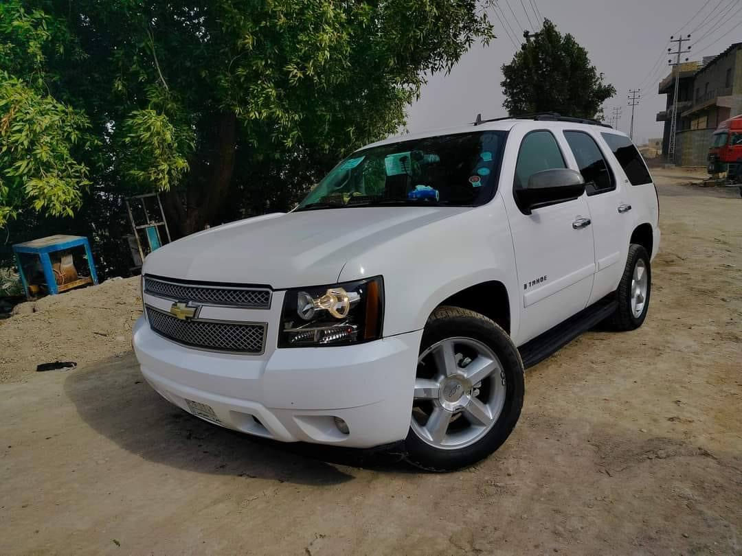 من رخصت الادمن السلام عليكم 
تاهو 2007 سياحي LTZ
فول مواصفات 
مكينه V8
مكينه وگير بالكارتون 
تخم تاير جديد 
فتحة سقف بنوراما
شاشه تاب 
كامره خلفيه 
لايتات عالي زنون 
حداده 💯%✓
ويل 20
رقم بصره مشروع وطني 
تحويل ثاني يوم 
معروفه مواصفات ال LTZ
السياره جديده بمعنى الكلمه 
وكامله من كلشي مال جناي 
مابيها نقص برغي 
السعر 162 وبيها مجال 
عنوانها بصره قضاء المدينه 
علماً السياره مصبوغه عام جماليه اثر جراد 
للاستفسار ***********
