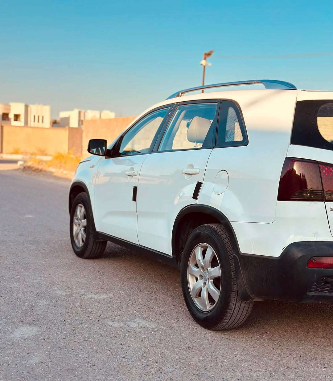 السلام عليكم سورنتو 2011 محرك 2400 
@إشارة
مراوس بكورلا هايبرد 
المكان الانبار
الرقم :***********
