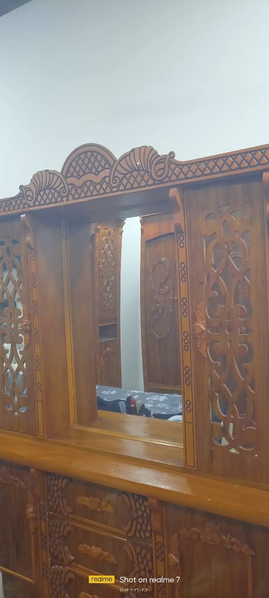 غرفة اخشاب للبيع
غرفة نضيفه 
صاج 5ملم
غرفة كاملة ابراج
كنتور 
زاويه 
ميز تواليت 
جزامه
تخت مع ملحقاتو
للستفسار اتصل عل رقم 
***********
***********
