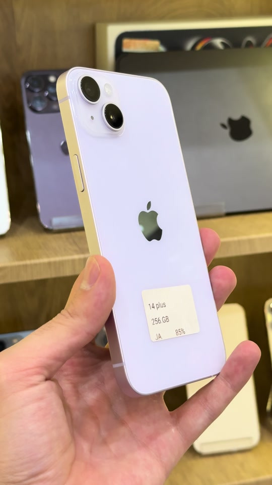 📱 iPhone 14 Plus 256GB 🔥 🔋 Battery Health 85% ✨ شاشة كبيرة وأداء قوي 💾 مساحة 256GB 📩 متوفر الآن — للحجز والاستفسار راسلنا خاص 📍 فرع الربيعي: *********** 📍 فرع المنصور: *********** #iPhone14Plus #iPhone14Plus256GB #ايفون #ايفون14بلس #العراق 
