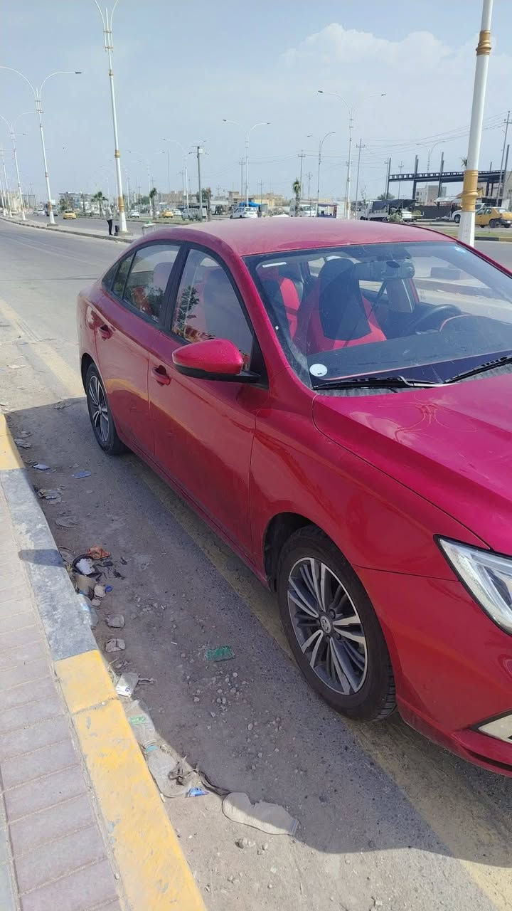 ام جي ٥ موديل ٢٤ ماشية ٥٤ الف و قابل للزيادة
حادثها موضح بالصورة فقط مابيها غير شي سيارة كلش اعتمادية صار لها سنتين عندي و خير من الله مواصفات الاستندير معروفة بالmg5 و اني ضفتلها كاميرا مراقبة أمامية و خلفية و كاميرا رجوع
رايدها ب ٩٩
للاتصال *********** (بغداد)
