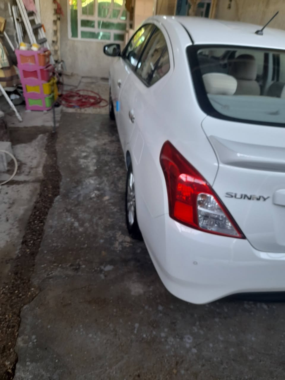 السلام عليكم نيسان صني للبيع موديل ٢٤ مصري ماشيه ٧ آلاف ونص يعني ما مشتغله تكسي رقم سليمانيه بأسمي مدوشمه عام حتى الصندوك بيهه حادث جاملغ السايق ربع معدل على البارد بلاد السعر ١٢٠ ورقه وبيهه مجال للشراي الصدك وهذا رقمي *********** بغداد حي اور
