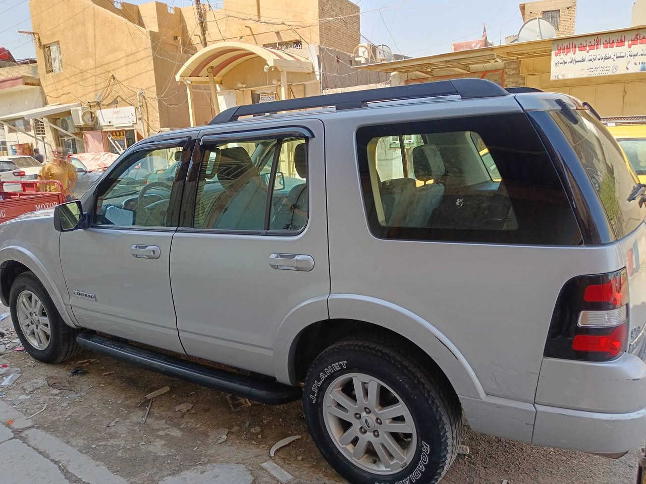 فورد اكسبلور موديل 2010 شركة نيفا مكفوله بس البنيد مصبوغ اثر جراد مابيه اي معجون محرك كير تمام تبريد ثلاث قطع كشن السائق كهرباء تحكم السياره نظيفه حيل  7 راكب عائليه صدر وتايرات جدد
السعر 115
مكان السياره الصويره 
***********
