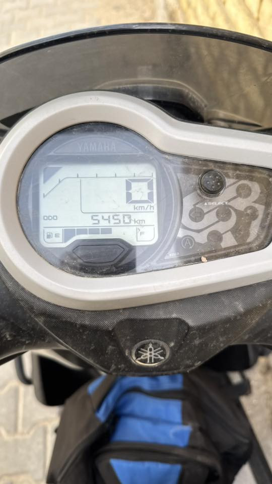 سلام عليكم zr 23 للبيع اوراق جنوبي كاملة مو كلك ماشية 5000 مع ملحقاتها السعر 2450 
***********
