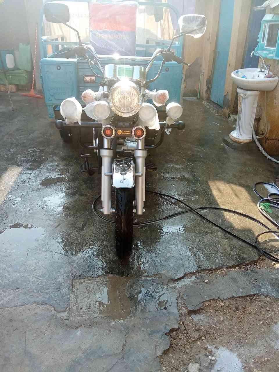 ستوته للبيع جديده بعده على السحك موديل 2023 مكان كربلاء رقم ***********
