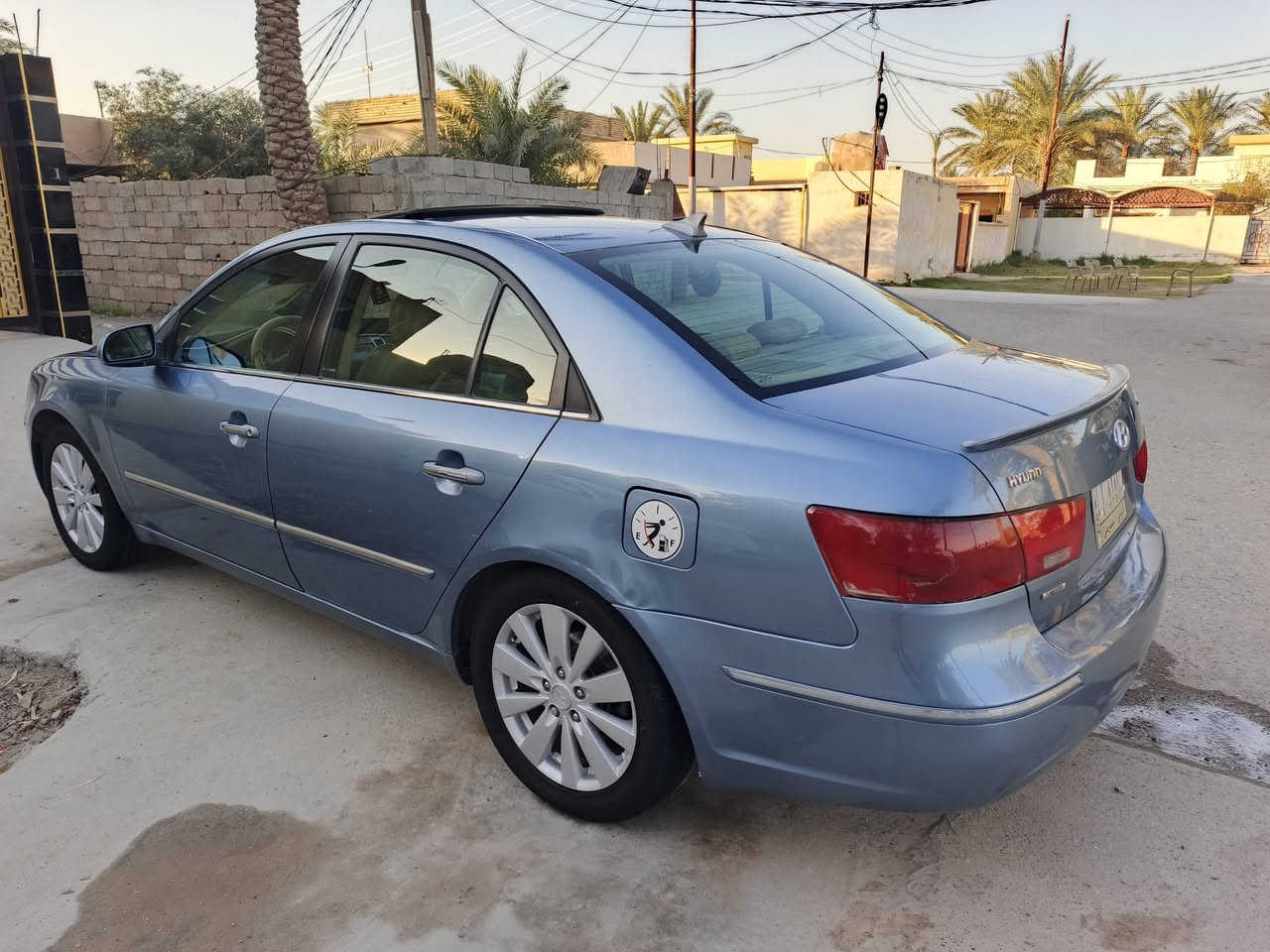 السلام عليكم 
هيونداي سوناتا موديل ٢٠٠٩ وارد أمريكي لمتد فول مواصفات ضرر جاملغ امامي صبغ مثل موضح بالسونار بدون داخل أو تبديل محرك 2400 كير محرك جديد صدر جديد تخم تاير جديد تبريد تدفئة شغال سيارة مابيها أي نقص رقم ديالى 
السعر ١٠٢ 
العنوان ديالى كنعان /مدخل سيطرة شهداء كنعان
للاستفسار الاتصال على الرقم
***********
