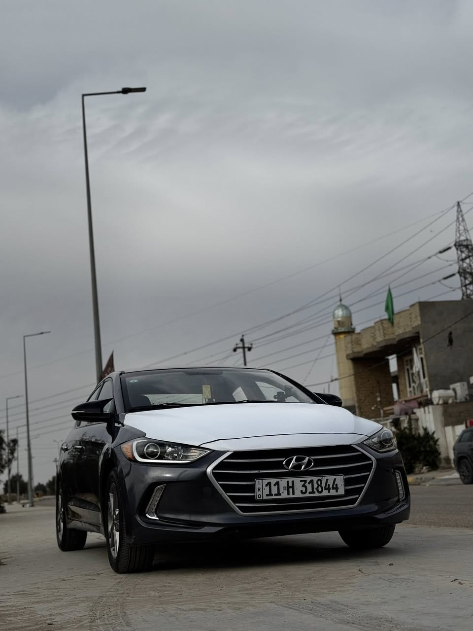 السلام عليكم
الانتراا ٢٠١٧ للبيع  
سياره جهازه من كل النواحي 
تخم تاير جديد باتري جديد 
بسمي تحويل ثانويه سياره مال جناي يعني مرتبه و من كل النواحي 
تفاصيل السياره: سياره بيه قطع صبغ اني ابيع عام صبغ عام بدون دواخل 
مكينه ٢٠٠٠ دوش مكينه وكير كفاله للستفسار اكثر اتصل 
***********
مكان واسط العزيزيه 
السعر ١١٣بيه مجال
