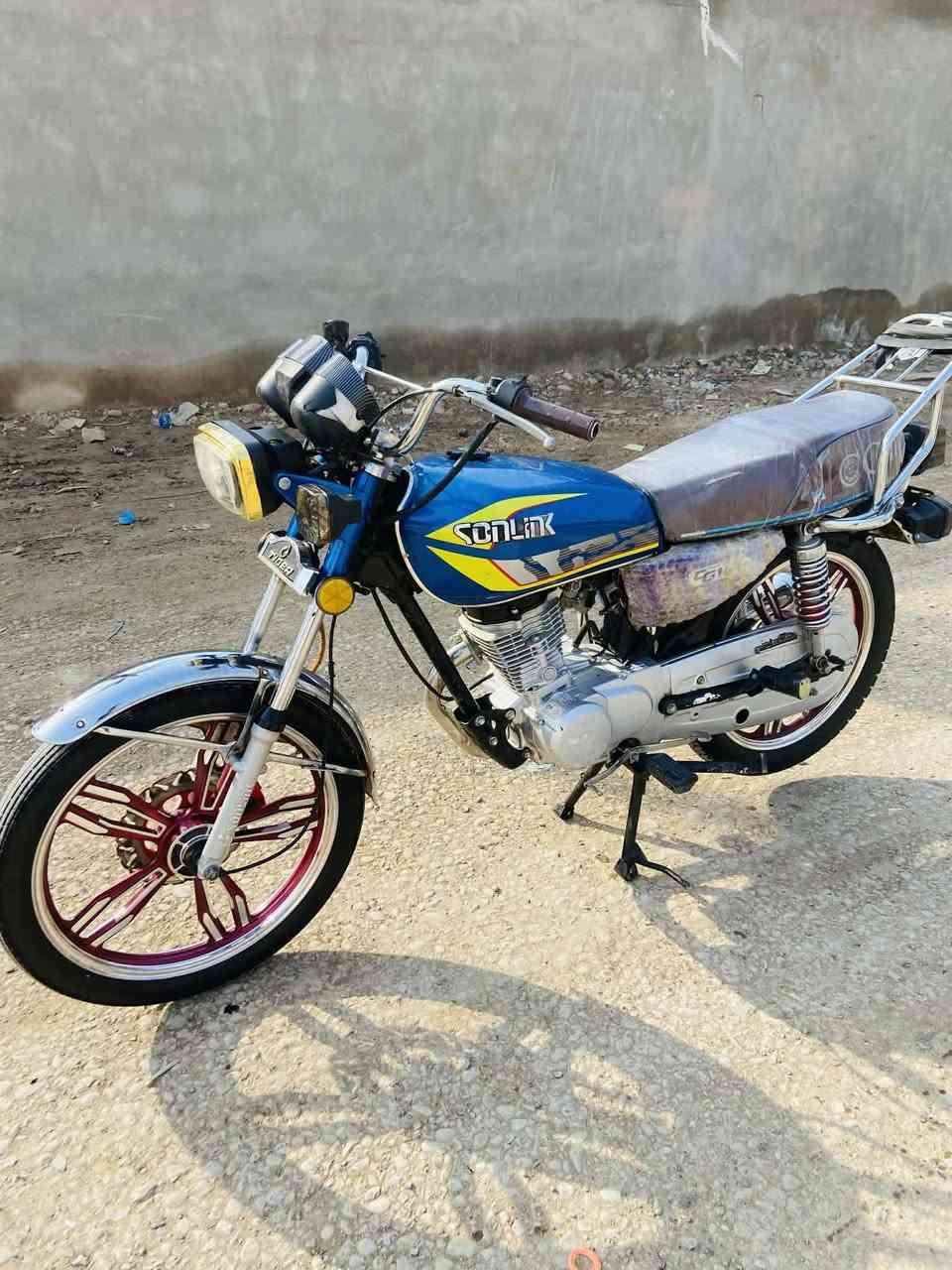 تايجر للبيع كامله مكمل اي نقص ما بيها مكان ديالى سراجق 
موديل 23 
***********
