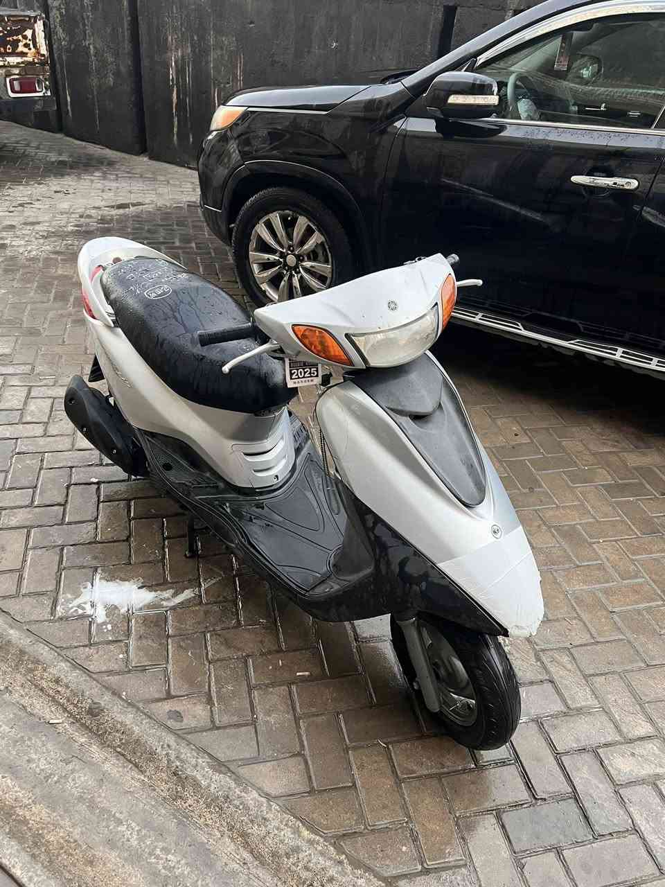 سلام عليكم
للبيع : دراجه نوع بريز كابريتر مكفوله  من الكفرات ول مكينه برغي ما مفتوح بيهه المكينه 
السعر ; 900الف 
الرقم : ***********
