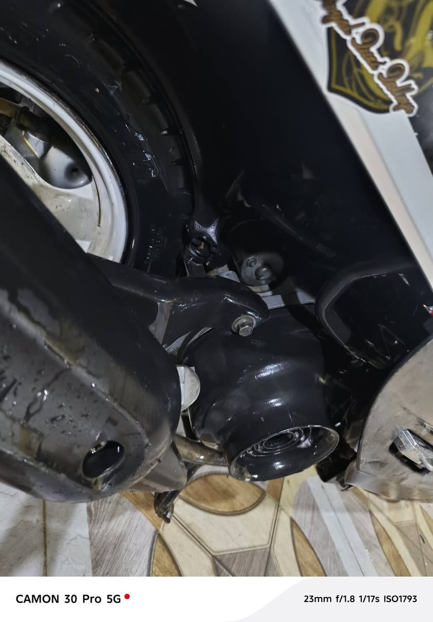 بوليسي بلاد كلشي شغال ما مفتوحه سعر ٨٥٠ مكاني بصره ابي لخصيب وتسابي ***********
