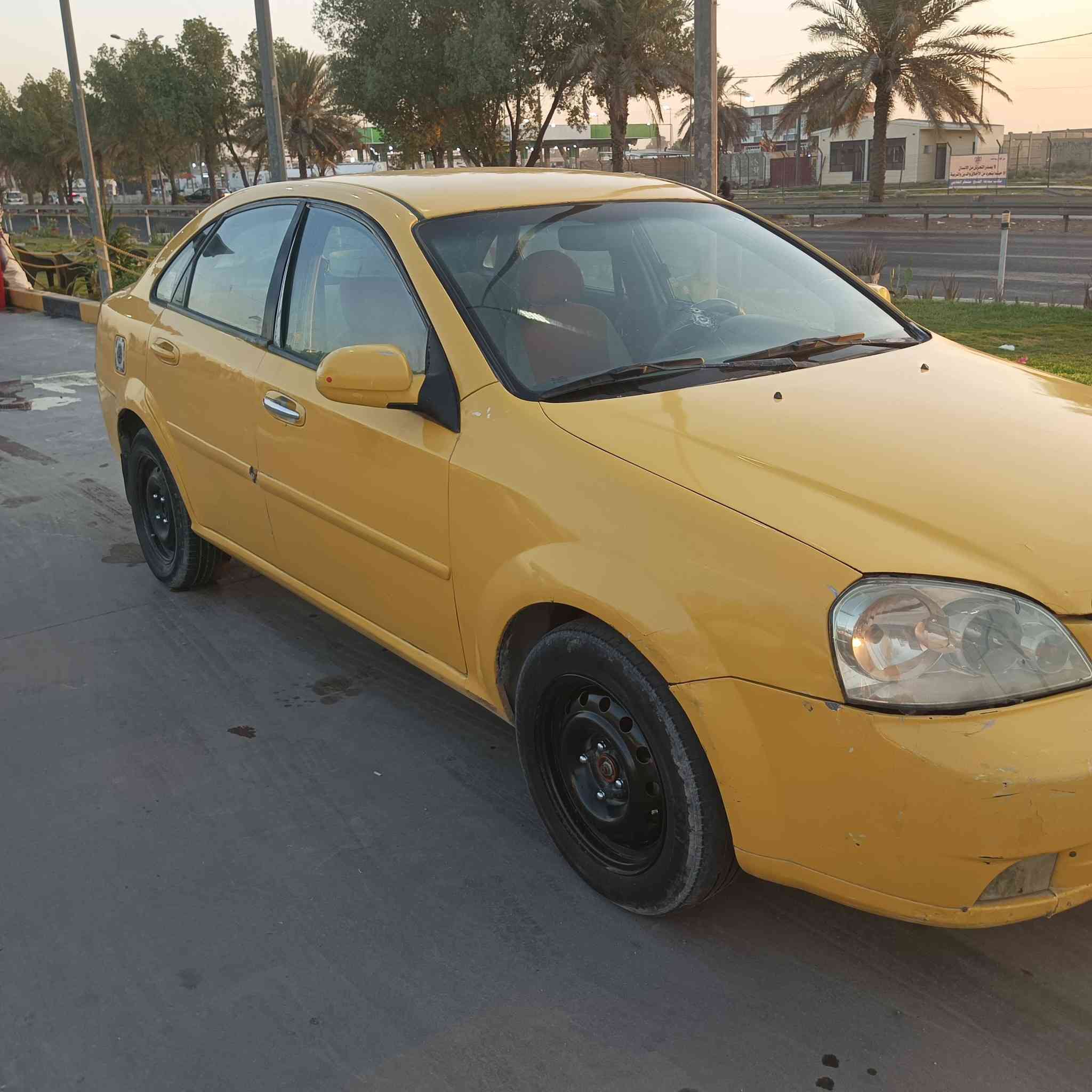 سلام عليكم 
اللبيع اوبتره موديل 2006 عنواني بغداد التاجيات
رقم الماني مشروع وطني  بسمنه السياره
مكينه وكير اوتوماتيك مكفولات 
تبريد شغال باتري جديد تخم تأير جديد 
الكشر بي طخات بصيطه ومسمكره ومصبوغه صبغ جديد الين بلصل خصوصي وتحولت اجره 
السعر 50$ بيها مجال الشراي
الاستفسار *********** بي واتساب
