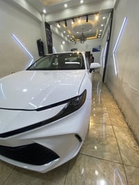 للبيع | تويوتا كامري LE موديل 2025 🚗 بحالة الوكالة – نظيفة صبغ جاملغ و...