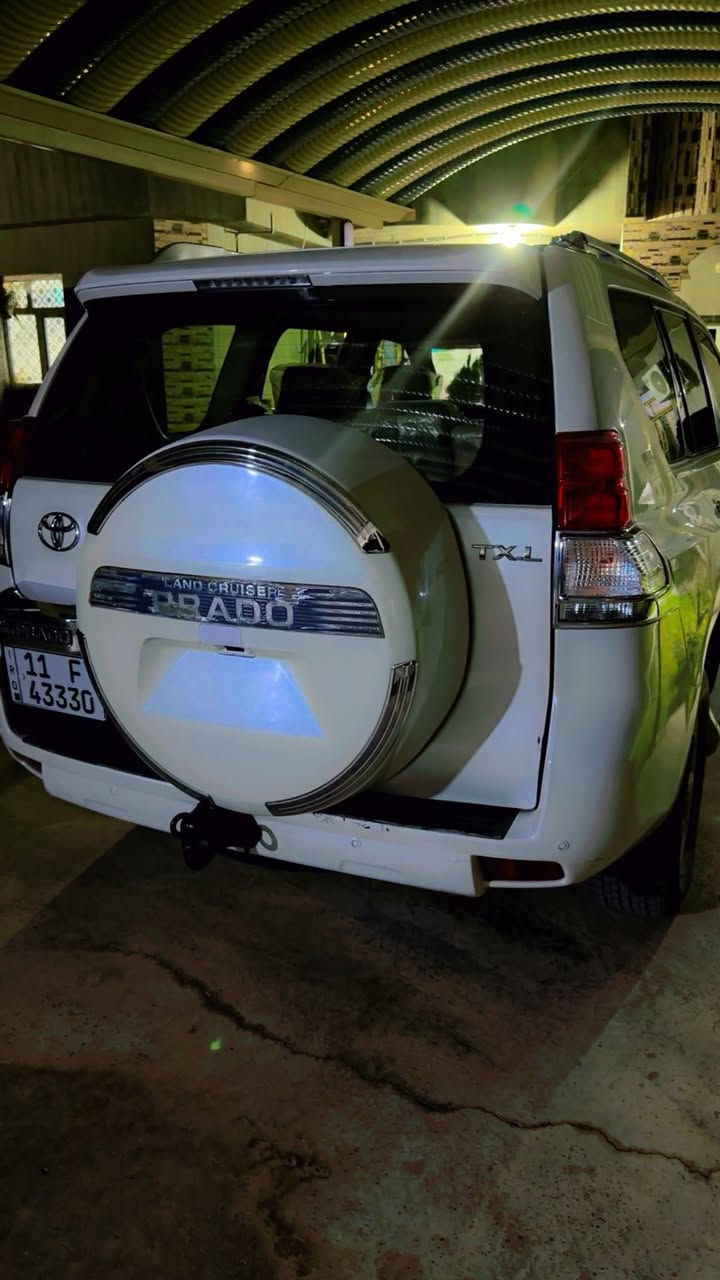 للبيع 
برادو 2011 رقم بغداد دولي كلين بدون ضرر محرك 4 سلندر غير مفتوح كير شرط 
للاتصال 
***********
صلاح الدين بيجي 
السعر 240
