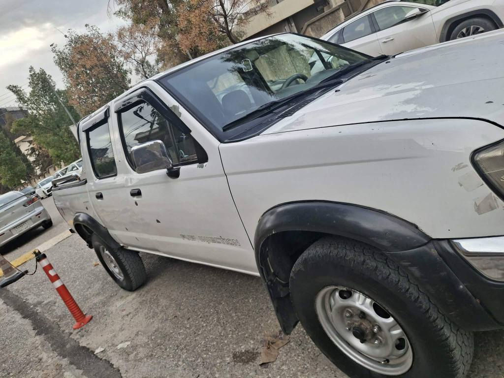 سڵاو بەرێزان ئەم پیکابەمان هەیە بۆ فرۆشتن 
مۆدێل 2002
سەنەوی تازەیە تا 2031
تەبریت و پاوەر و مەکینە بەخ بە شەرت
هیچ لێ دراوی نیە و بێ بۆیاخ تەنیا چەند هەڵدانی بۆیاخی هەیە ئەویش بە کارت کاری چاک دەبێت 

دوو تایەی تازەیە 
کێر و مەکینەی بێ کێشەیە 

سعری 110 گەڵا و مەعامەلە
شوێن / سلێمانی 
*********** السليمانية, العراق
