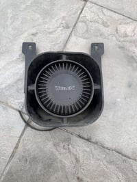 للبيع سماعات بوليسي ويلن اصلي فاتحن من تاهو بوليسي 100 واط حقيقي اقوة ...