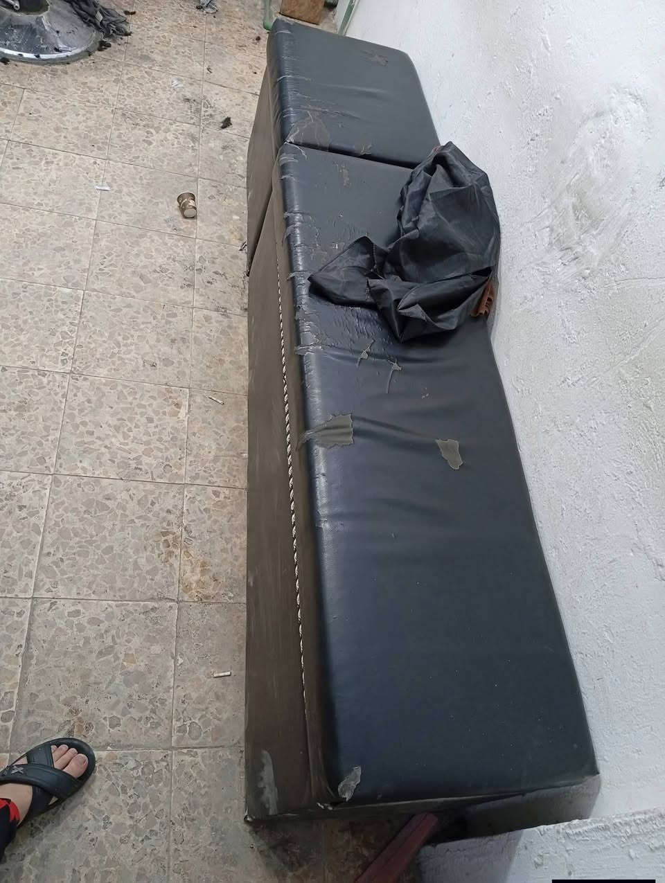 غراض حلاقه للبيع مكاني نجف ***********
الغراض انظاف تجي وتشوف ابعينك
