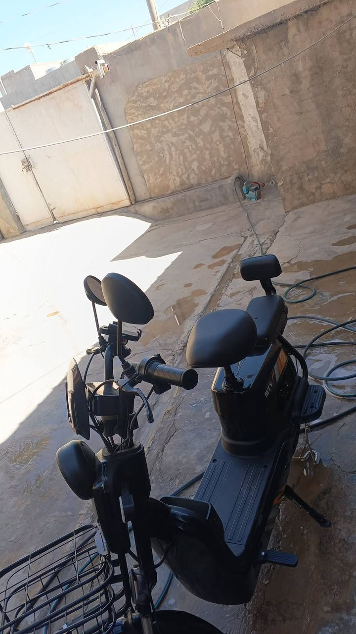 سلام عليكم اخوان باسكل شحن للبيع مستخدم مده شهرين
السعر375
عنوان ديالئ قره تبه قرب مستشفى الجديده 
رقم للتواصل ***********
