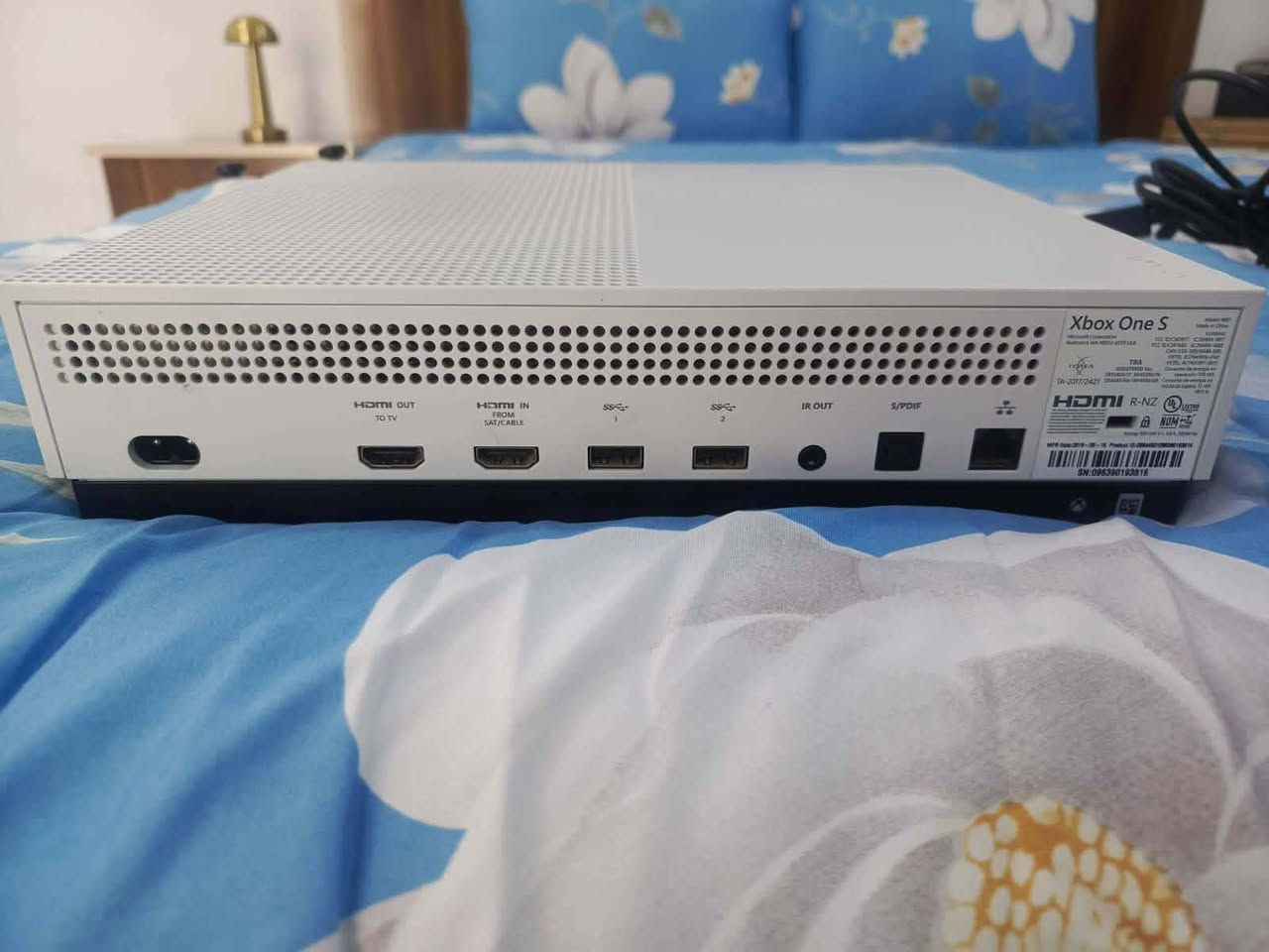 سلام عليكم عندي اكس بوكس 1 s لوك ستيكر جهاز نضيف ولا مره داخل صيانه او مفتوح يدا 1 بلاد لوك ستيكر جهاز واحد تيرا او ويا شاحنه يدا اصليه سعر 180 وبيه مجال الجهاز نضيف شوفت عينك


**إذا كنت صاحب هذا الإعلان وتريد حذفه لأي سبب، رجاءا أرسل رسالة إلى الدعم الفني**