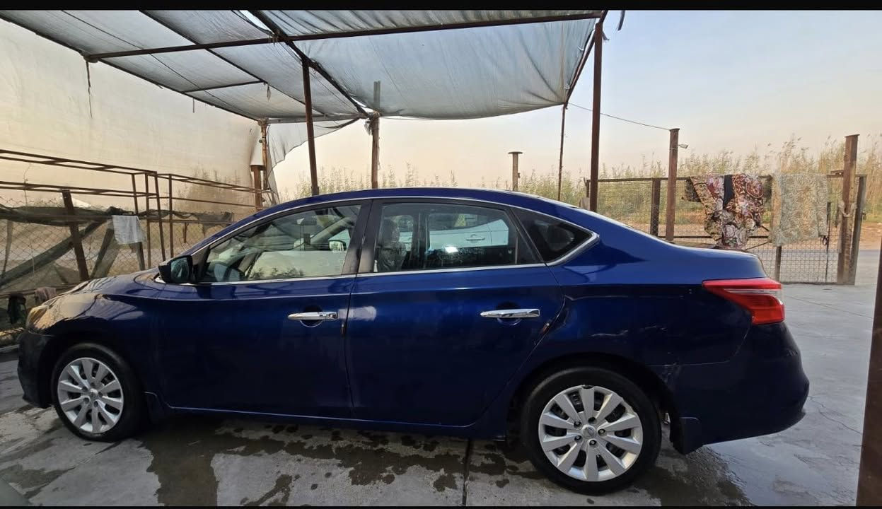 السلام عليكم سنترا للبيع مديل ٢٠١٧ سياره خير من لله صدره ٧٠ /١٠٠ بسمي تحويل عارضه ١١٥ وبيه مجال لشراي يتصل ***********
