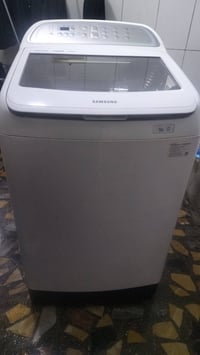 غسالة سامسونج • نضيفة كلش • عليها مجال