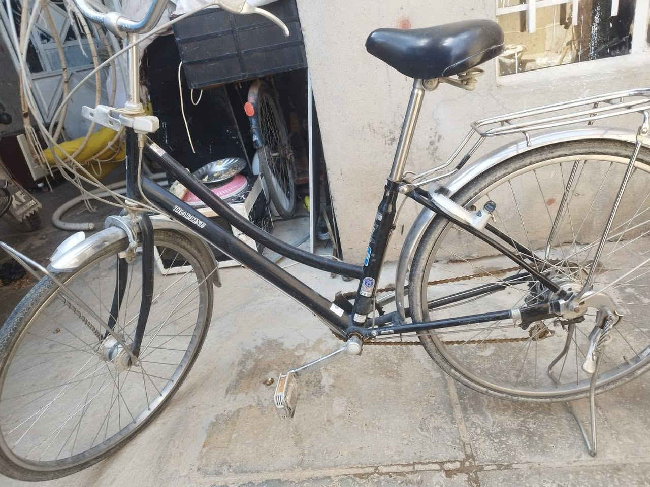 بايسكل ياباني مال بآلة
حجم 26 اي عيب مابي
السعر 80 الف مرجوحه سعرها 30 باسكل صغير سعره 25


**إذا كنت صاحب هذا الإعلان وتريد حذفه لأي سبب، رجاءا أرسل رسالة إلى الدعم الفني**