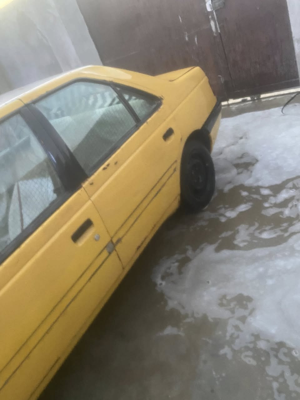 للبيع بيجو ١٤رايدها ٢٠هاي السياره كدامك ما نقصها شي بس تبريد نقص غاز غيره ماعرف سنويتها ٢٨ واي استفسار هاذا رقمي ومكاني زبير ***********
