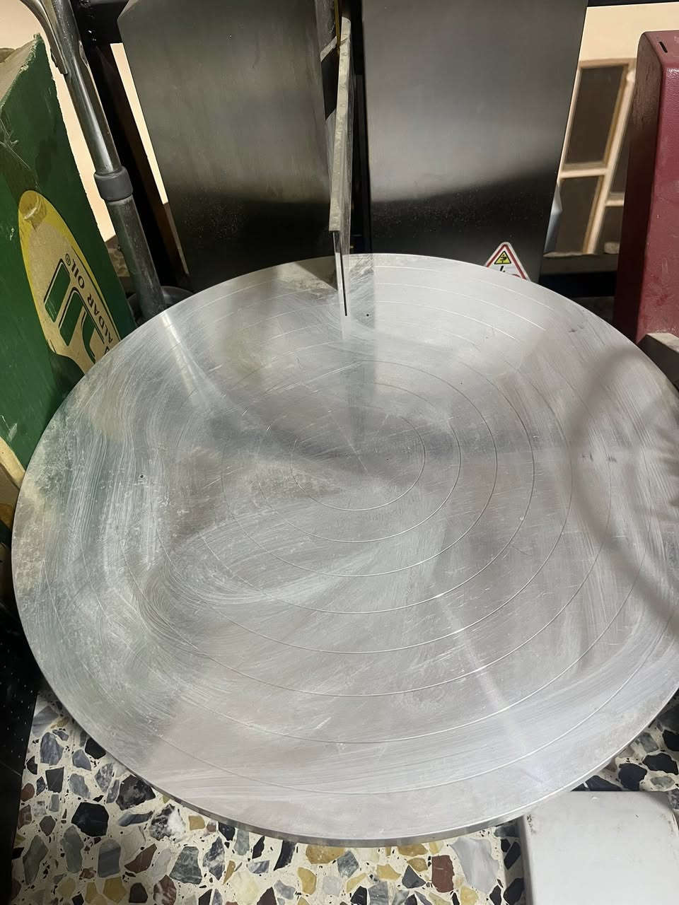 السلام عليكم جهاز كيك للبيع ننضيف جدا ما مستعمل قليل تحكم شاشه سعره 750 قفل مكاني الغزاليه ***********
