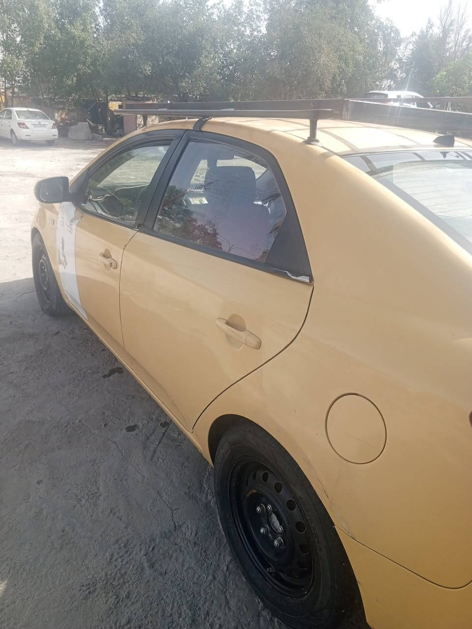 سيارة للبيع نوع فورتي خليجي موديل ٢٠١٢ رقمها كربلاء مشروع وطني السيارة باسمي تحويل ثاني يوم
كير مكينة كله كامل ونضيف تخم تايرات جدد والتبريد مبدله فريز جديد عطل فقط كمبريسر مال تبريد 

السعر 80 ورقة وبيها مجال

‏‪***********‬‏ متوفر واتساب
