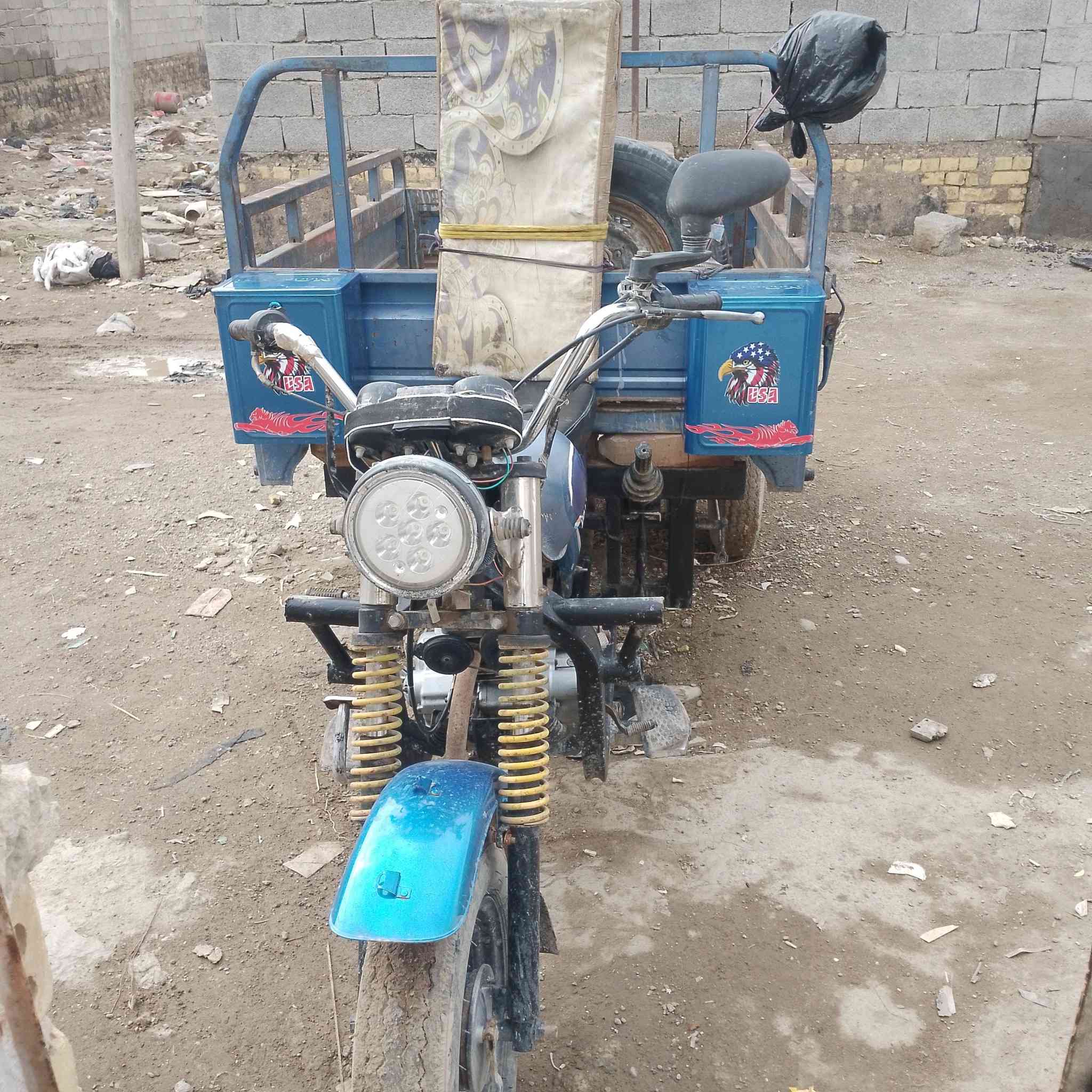 ستوته للبيع موديل 14رقم ابيض السعر مليون 300 مكاني بلكوت حي الجهاد ***********
