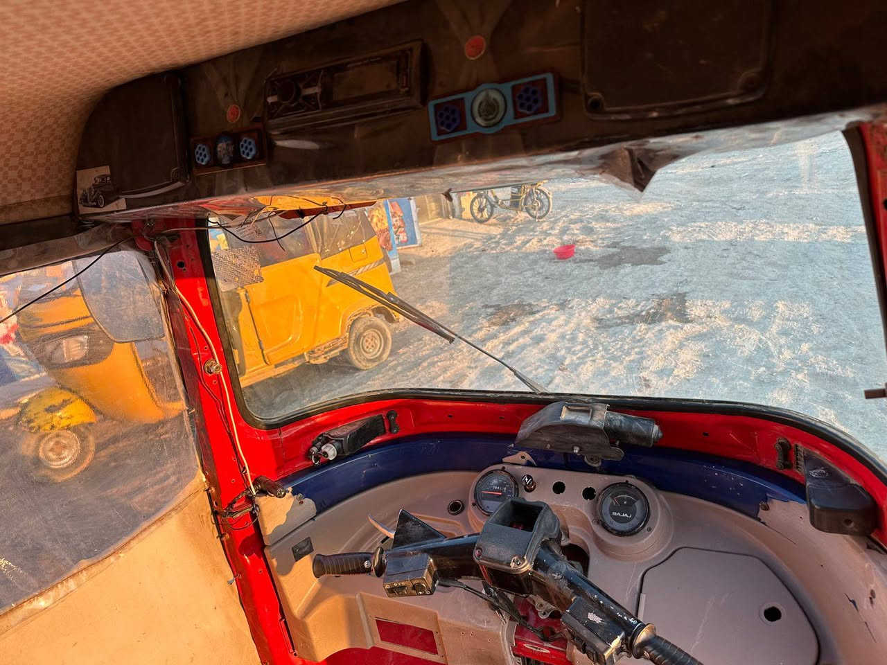 للبيع متوازي ع بيعتهاا السعر 4150مديل 17محرك عشرين كلش نضيفه ومرتبهاا ع ايدي كهربائيات جازه من كلشي حته ماسحه مال الجامه شغاله دوسات جديده وخيسات مابيهاا ملكطهن مكاني بغداد ابو غريب


**إذا كنت صاحب هذا الإعلان وتريد حذفه لأي سبب، رجاءا أرسل رسالة إلى الدعم الفني**