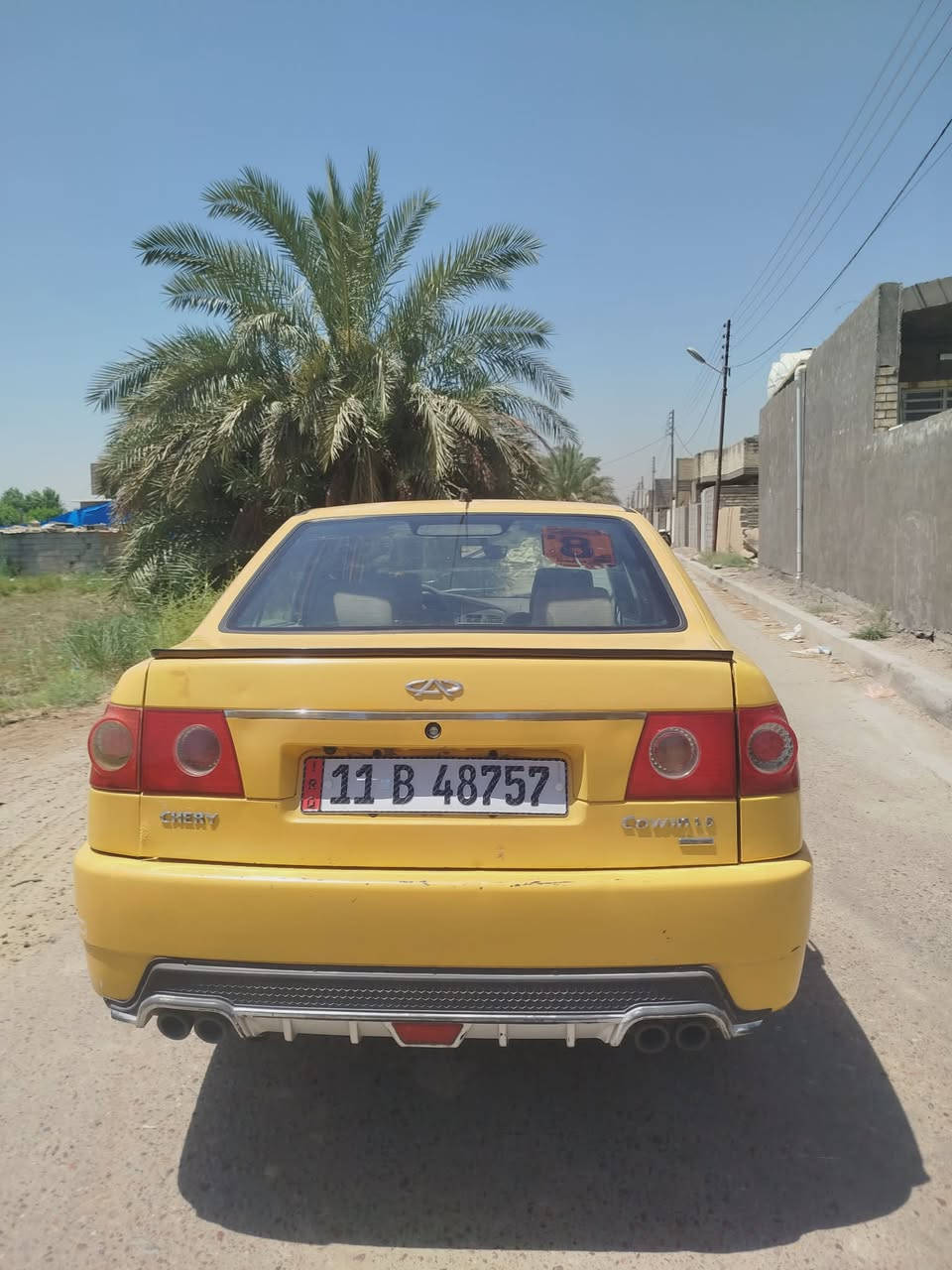 السلام عليكم شيري كوين موديل 2011 كير و محرك  خير من الله سياره بدون ضربة و صبغ سياره  جاهزة من كل شئ تخم تايرات جديد و تبريد شغال كهربائيات شغاله ماكينه كورله  جديد و توماتيك عنواني بغداد المداءن الرقم ***********
