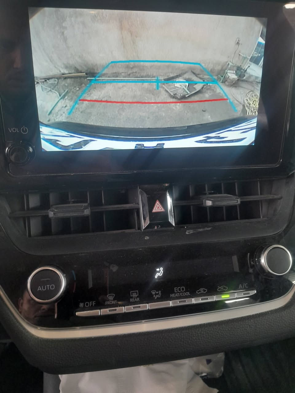 كورلا 2024 وارد امريكي
مواصفات LE 

شاشة كبيرة لمس
 كامرة 
سايد بريك بصمه  
رادار تعديل مسار 
 رادار اوتو بريك
 تحكم ستيرن
 اوتو هولد
 نظام ECO
 لايتات زنون 
مانع انزلا 
مرقم معوقين مثني  

السعر  ١٤٥ بها مجال  

‏عنوان   السماوة شركة بيت الحرز  
وتساب 📞
***********
