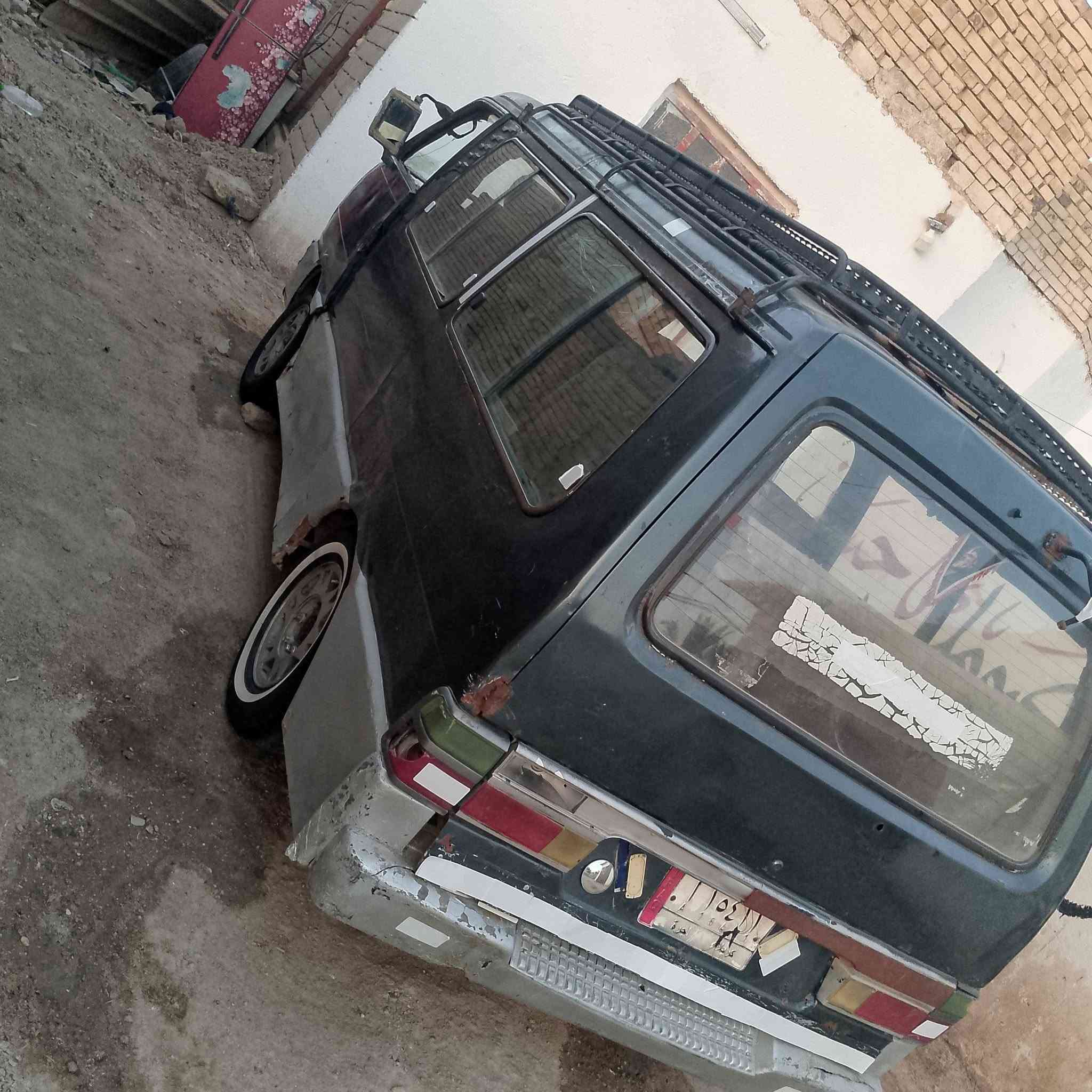 كيـه بسـته ، موديـل 1995 ، سنويـه عاج ساقـطة 2019 ، سعرها 20 وبيها مجال حك الجيـة ، مكـاني ذي قار قضاء الفهود ، رقم الاتصال ***********  ،
