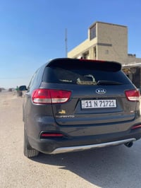 سورنتو 2019 نيلي ✅  حادثها   جنطه صندوك مبدل   وطخه بلجاملغ عكس السايق...