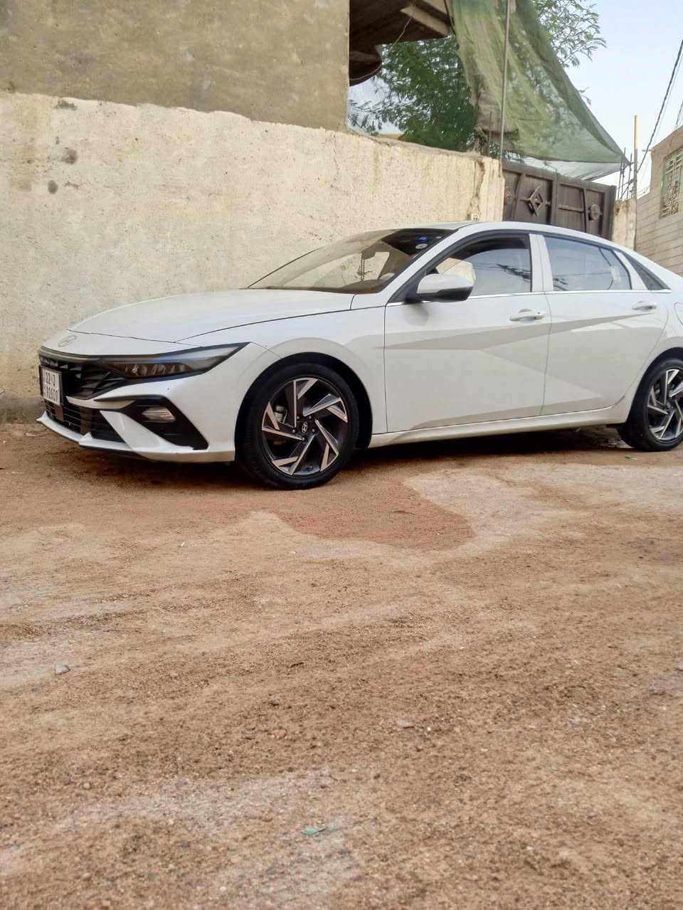 سلام عليكم النترا تجميع صيني كفاله عامه تحويل وكاله شرط موديل 24مكاني طوريج سياره جديده على وضع الشركه رقم ***********
***********السعر 145وبيها مجال
