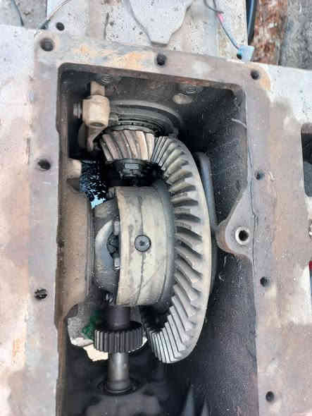 سلام عليكم كير  مال عنتر موديل87 شرط الشغل ول نظافه العنوان العماره السعر500بي مجال
***********احمد
