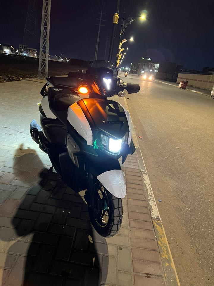 سلام عليكم زت ار 22 للبيع  نضافة 100/90 السعر 1700 ***********
