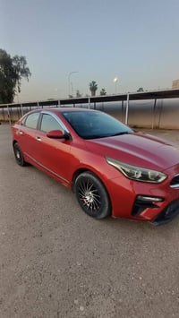 كيا سيراتو موديل ٢٠٢١ خليجي محرك ١٦٠٠ ماشيه ٧٥ سياره أي نقص مابيه فقط ...