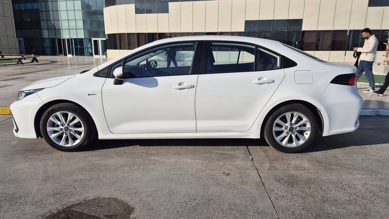 كورلا وارد صيني موديل ٢٠٢٥
ممشى ٨٢٥٠ بعدها جديدة
مكفولة عدا جم شخط بسيط موضح بلصور
رقم بغداد تحويل مباشر باسمي
مواصفات 
كراسي جلد
فتحة سقف
كامرة خلفية
تحكمات ستيرن 
تعتبر فول عدا الكرسي عادي
السعر المطلوب ١٥٥ 
المكان بغداد شارع فلسطين


**إذا كنت صاحب هذا الإعلان وتريد حذفه لأي سبب، رجاءا أرسل رسالة إلى الدعم الفني**