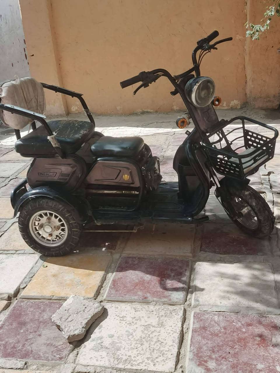 سلام عليكم عربانه شحن البيع 300
***********
